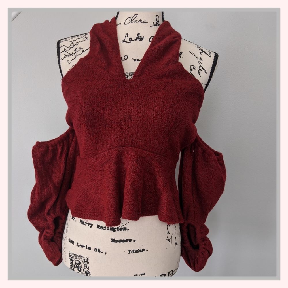 🎉HP Cold Shoulder Sweater Top